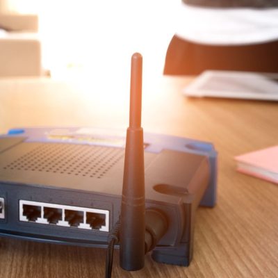 router-on-table-showing-rear-lan